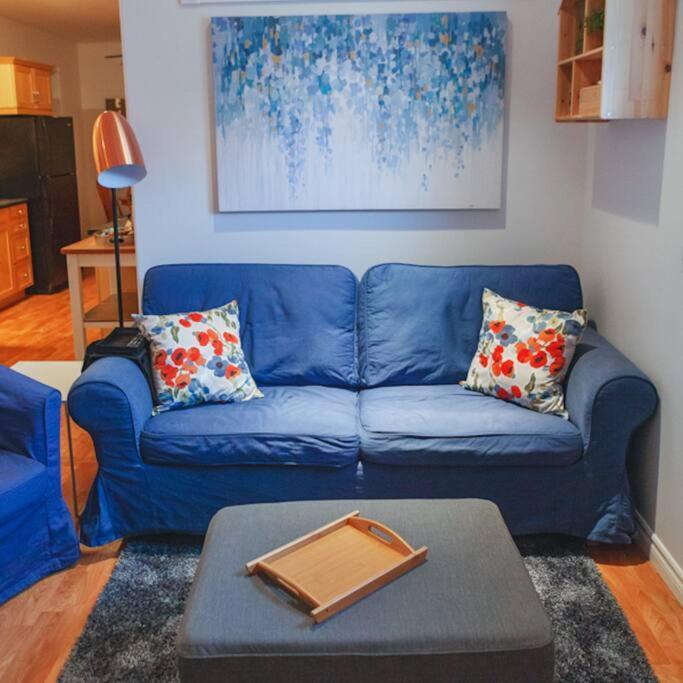 Large Upstairs Flat In Downtown Century Building Διαμέρισμα Μπελβίλ Εξωτερικό φωτογραφία